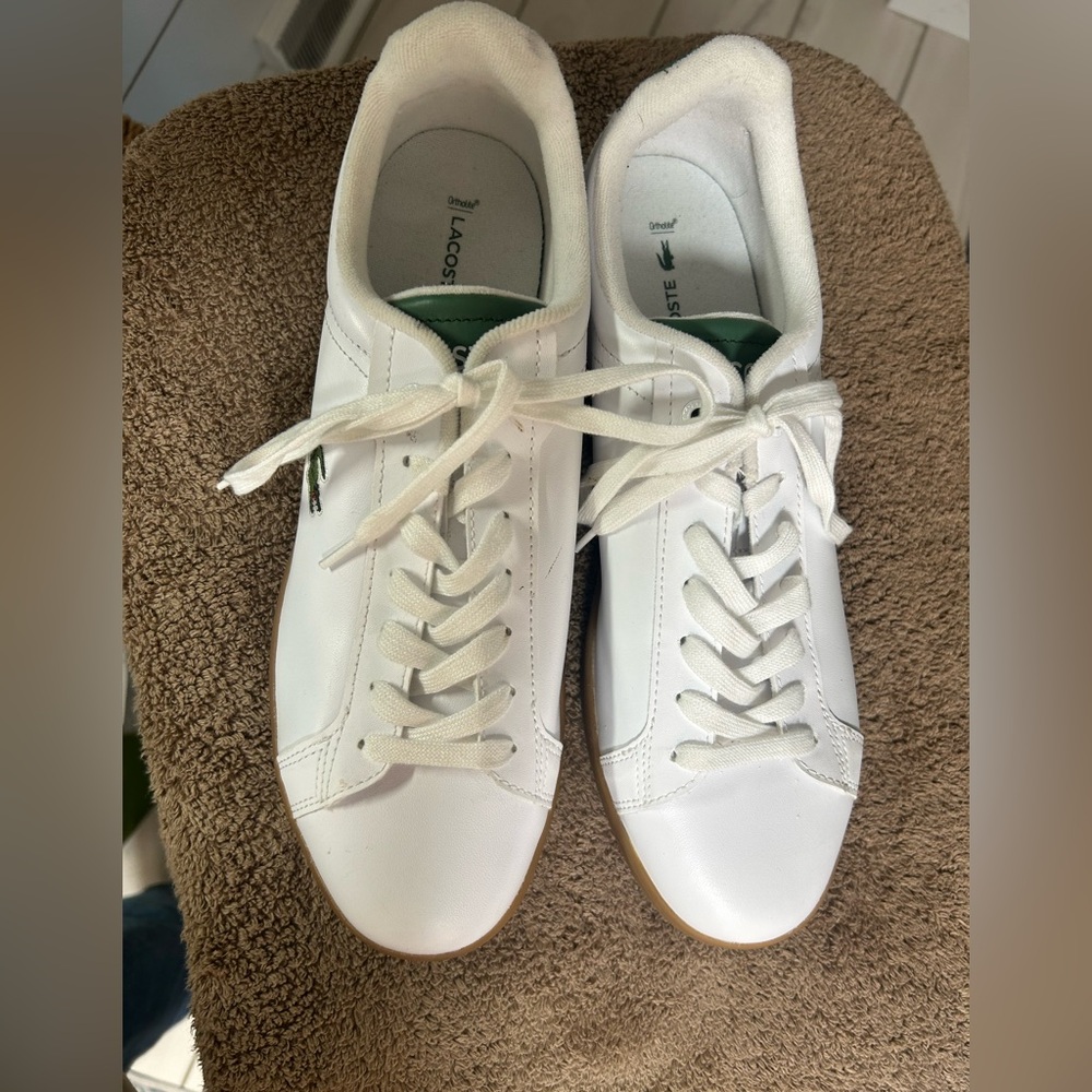 LACOSTE CARNABY PRO 123 men’s sneakers/ NWOB. Size 10.5 leather uppers Ortholite